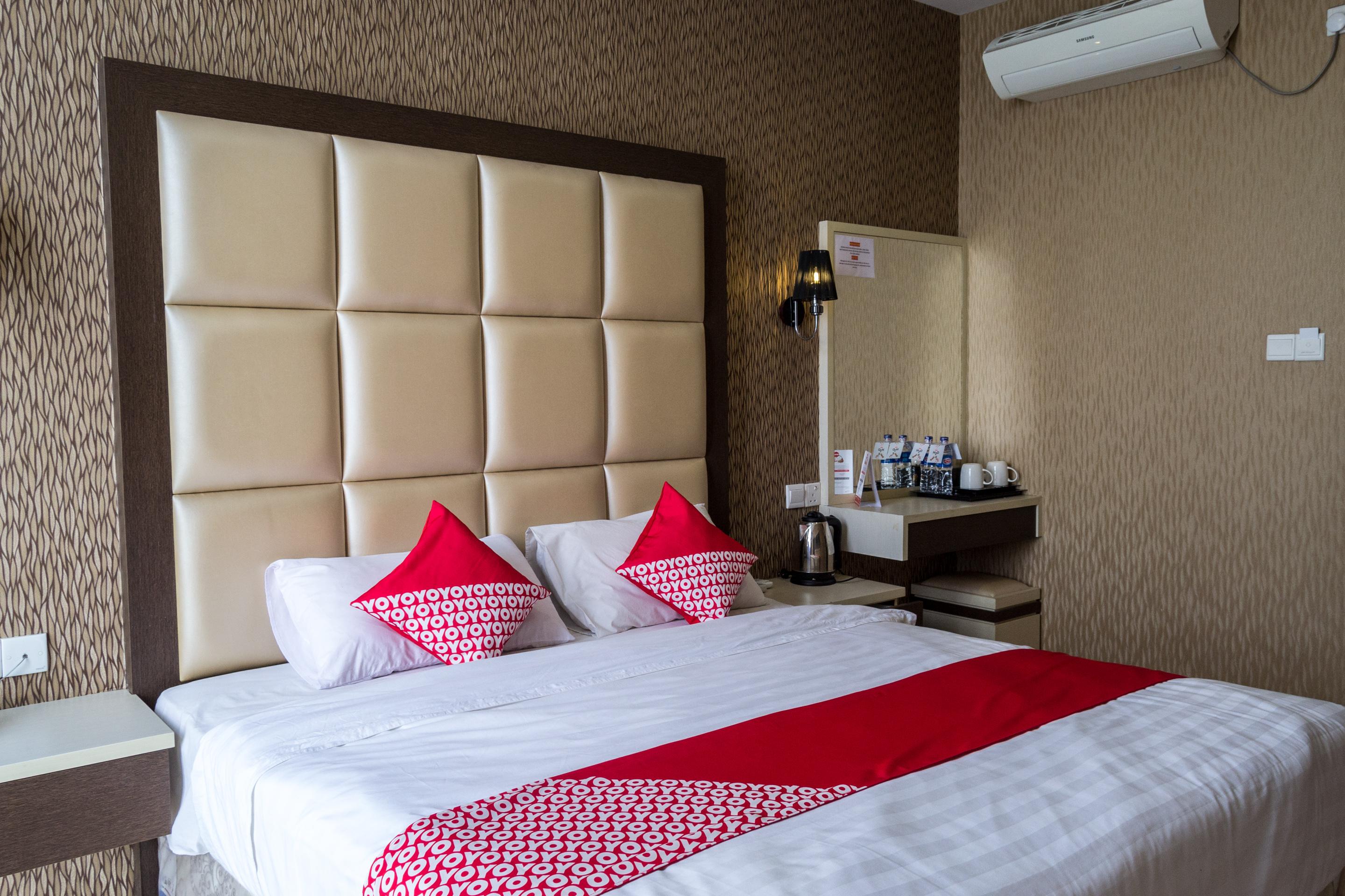 Oyo 676 Hotel Osaka Batam Luaran gambar