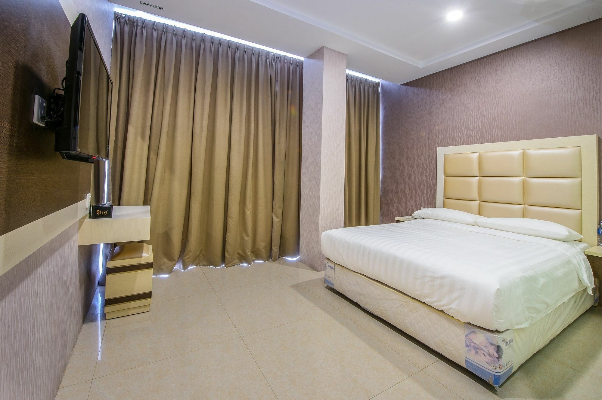 Oyo 676 Hotel Osaka Batam Luaran gambar
