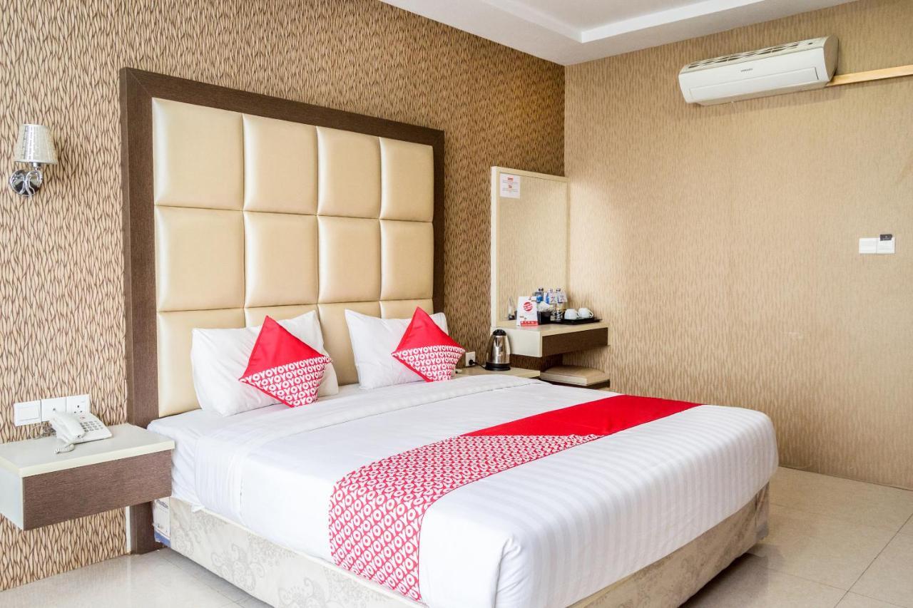 Oyo 676 Hotel Osaka Batam Luaran gambar